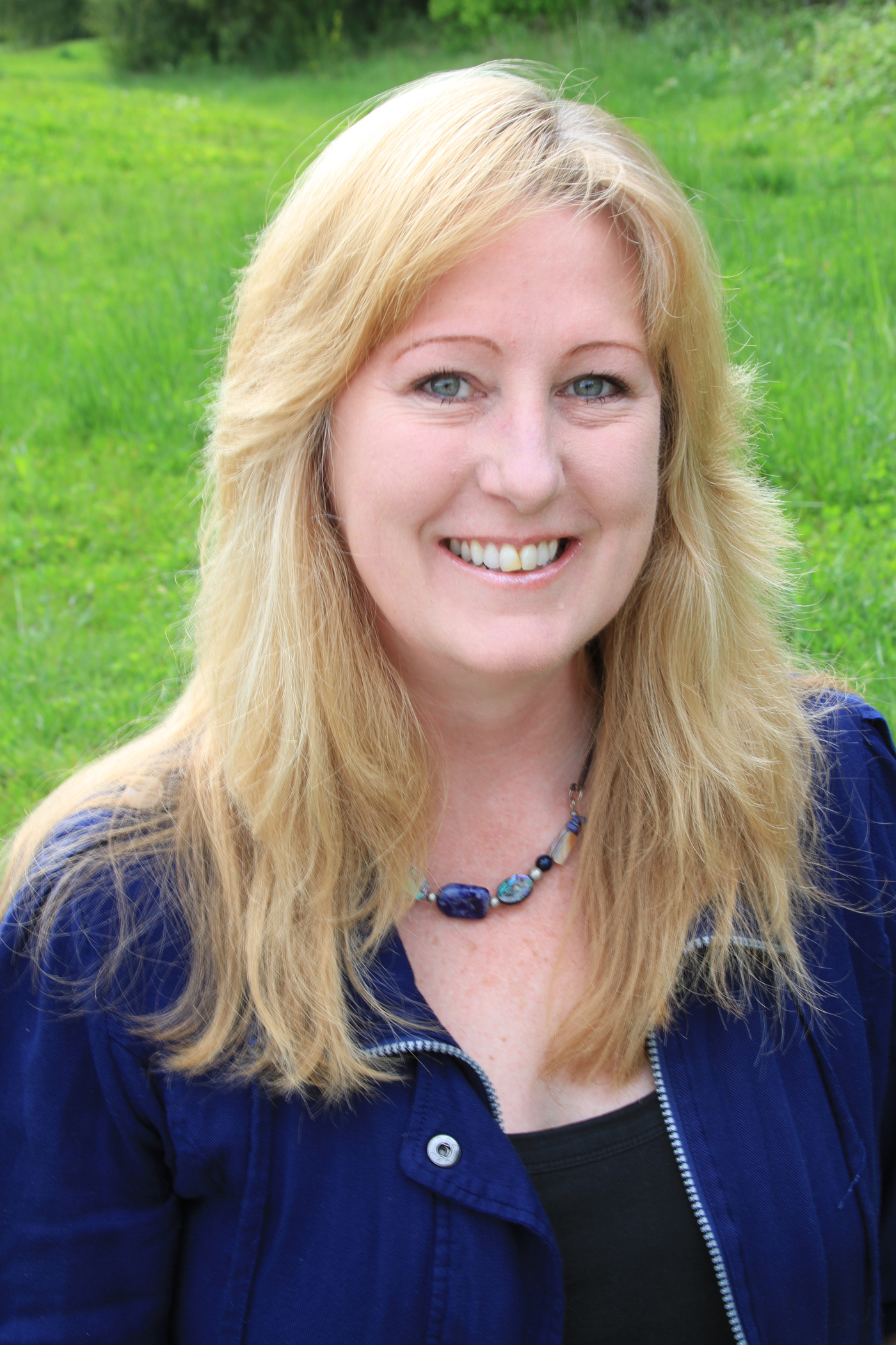 Darlene_Panzera_headshot_5x7