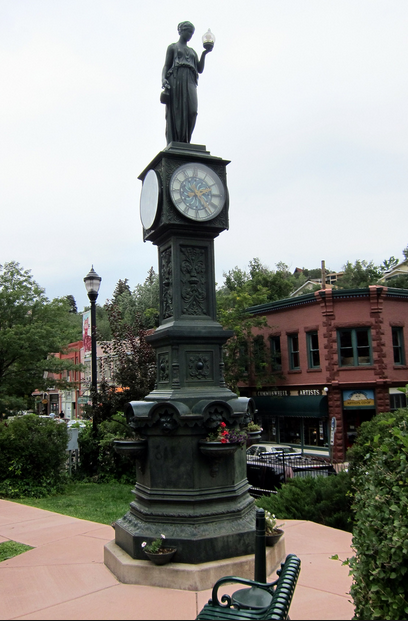 Manitou clock